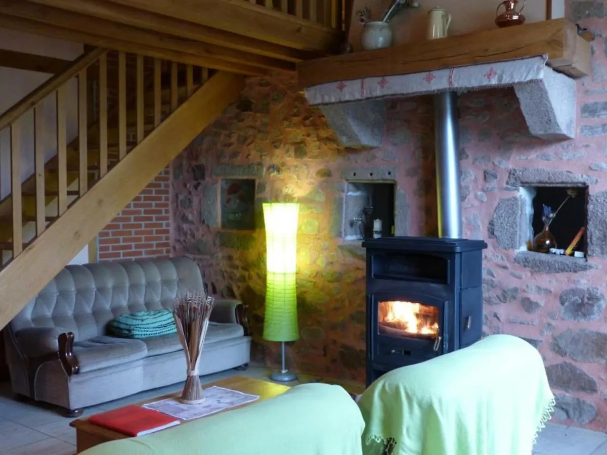 Gite Familial Avec Peche, Cascade, Animaux Et Activites Variees, Proche De Vichy Et Le Pal - Fr-1-489-122 Barrais-Bussolles Holiday home