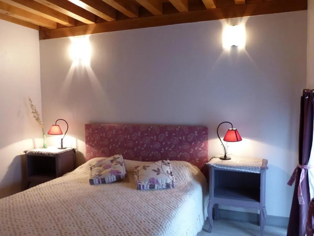 Gite Familial Avec Peche, Cascade, Animaux Et Activites Variees, Proche De Vichy Et Le Pal - Fr-1-489-122 Barrais-Bussolles France