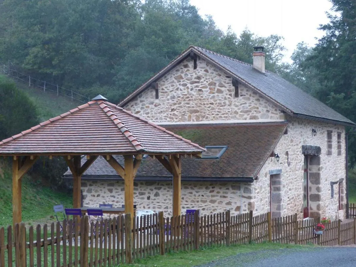 Holiday home Gite Familial Avec Peche, Cascade, Animaux Et Activites Variees, Proche De Vichy Et Le Pal - Fr-1-489-122 Barrais-Bussolles